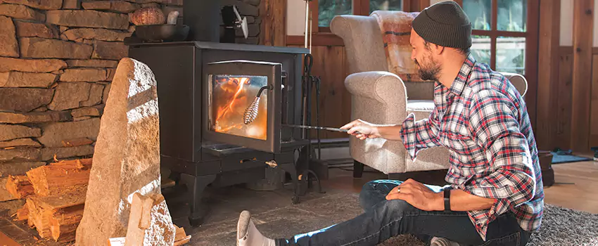 Fireplace Chimney Maintenance in De Pere, Wisconsin
