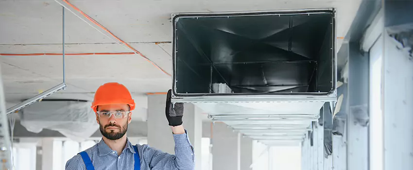 Clogged Air Duct Cleaning and Sanitizing in De Pere, WI